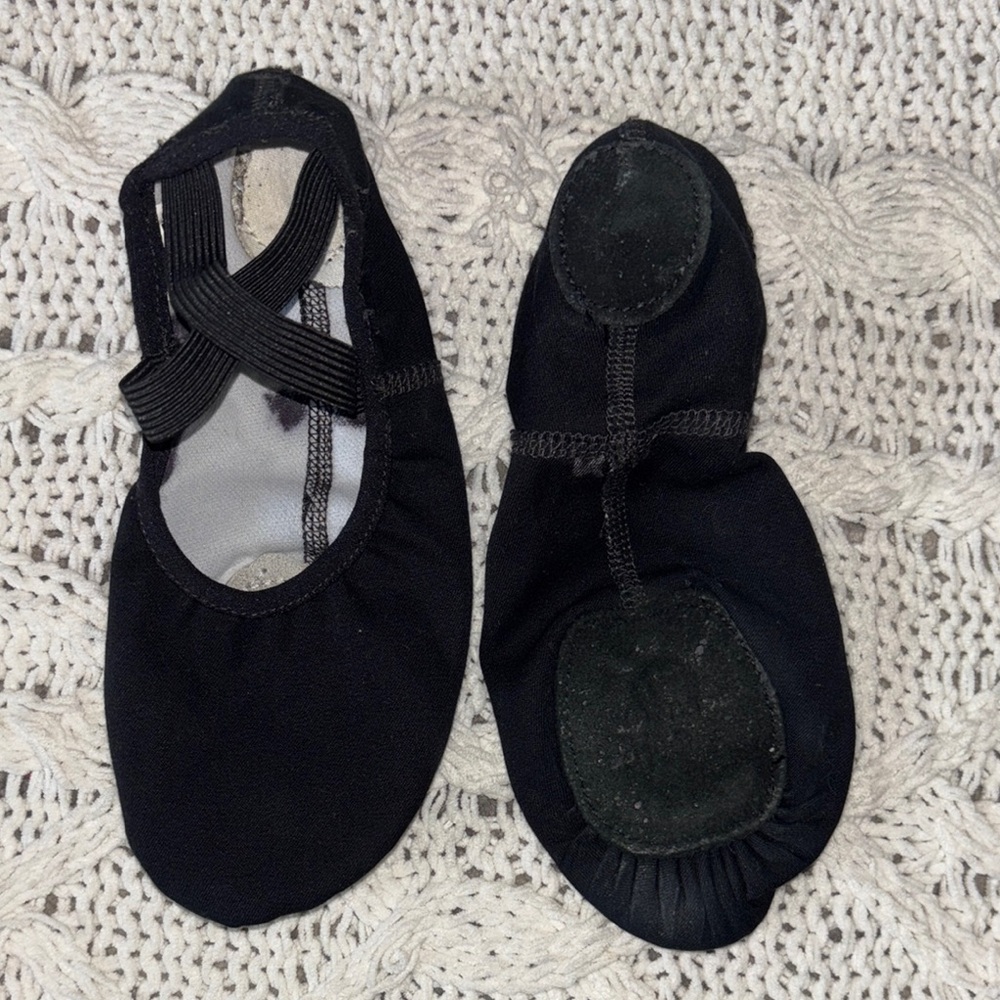 Split Sole Ballet/Jazz Slippers with CrissCross Elastic Straps